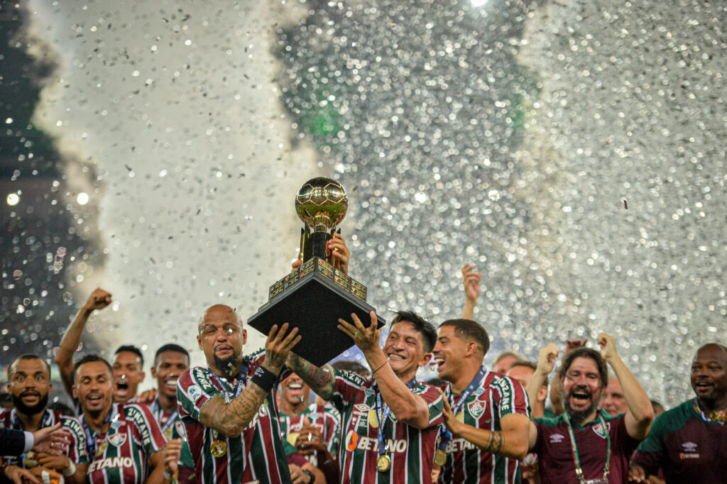 Fluminense es el décimo equipo brasileño en consagrarse campeón de la CONMEBOL Recopa.